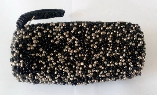 Picture of #B604-09 Cylinder Beaded purse small