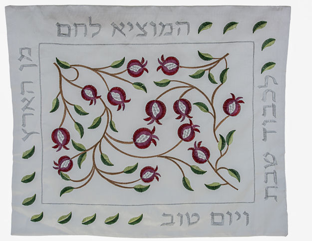 Picture of #3502 Challah Cover Pomegranates